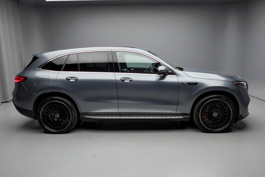 Mercedes-Benz Eqc  