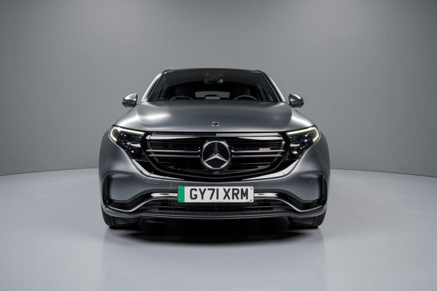 Mercedes-Benz Eqc  
