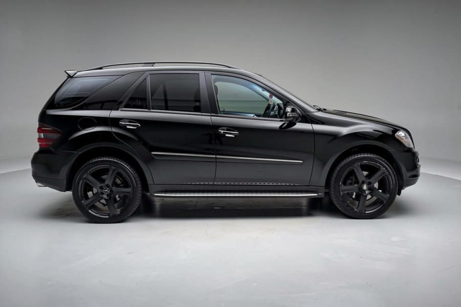 Mercedes-Benz M-Class 
