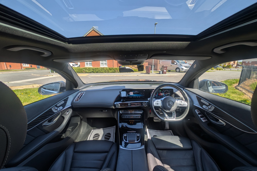 Mercedes-Benz Eqc  